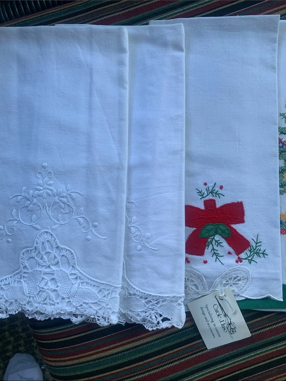 White Holiday Embroidered Hand towels, Christmas Tree and Red Bow and lace, 5